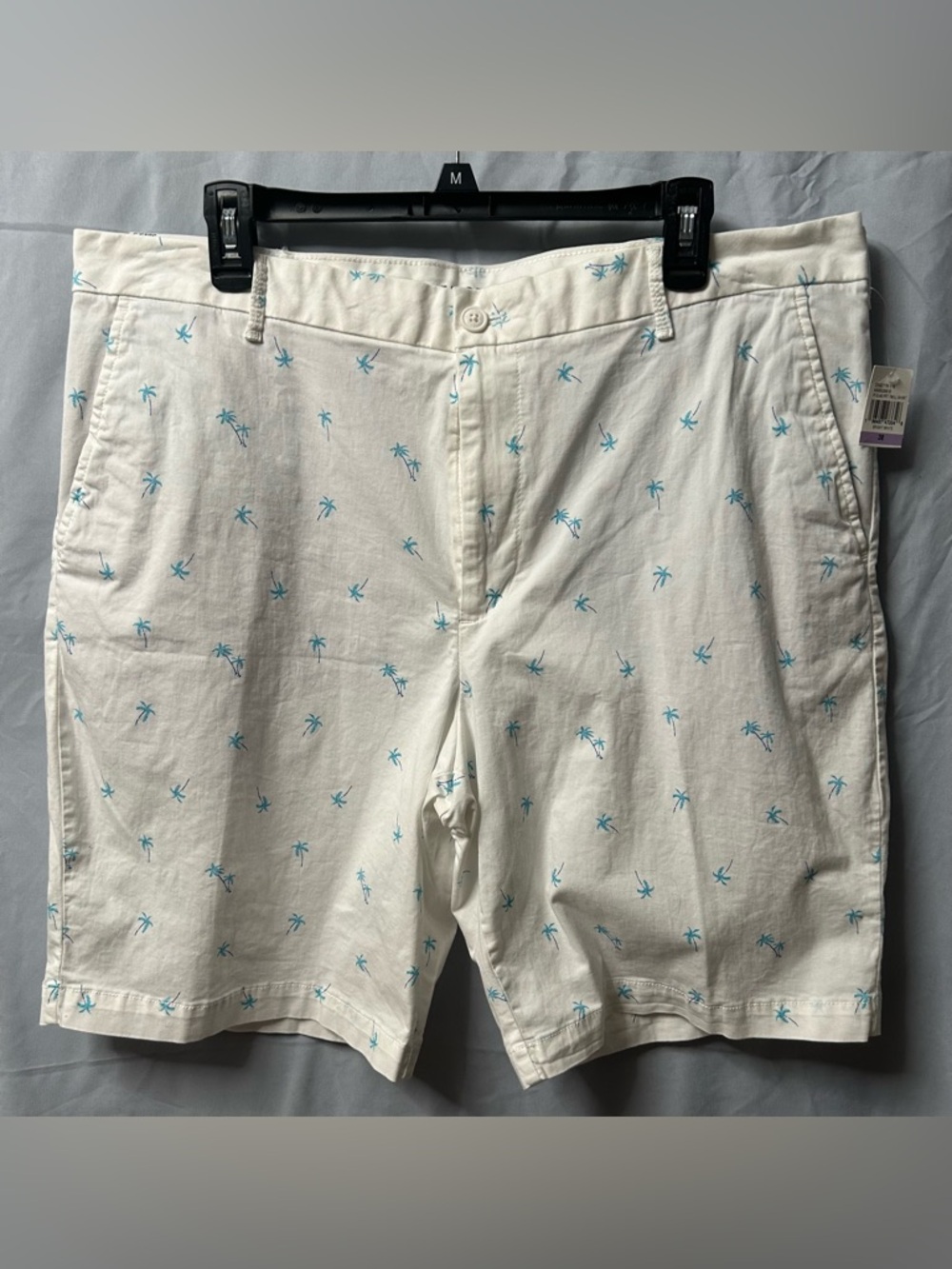 Izod White Men’s Flat Front Shorts with Light Blue Palm Print
